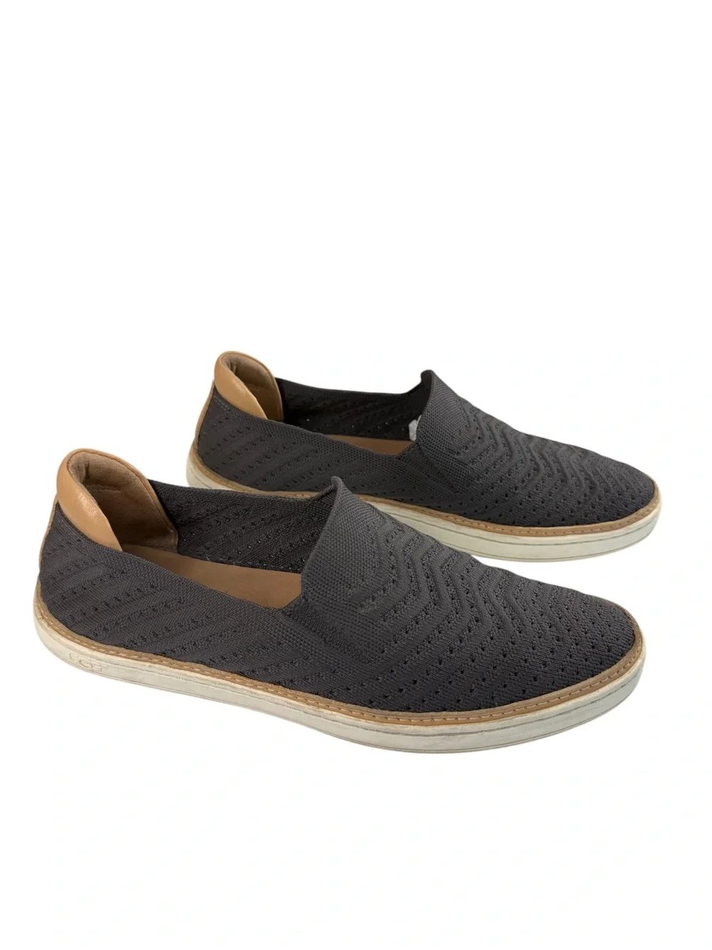 UGG Sammy Chevron Knit Slip On Sneakers Charcoal Gray Comfort Shoes Women's 9